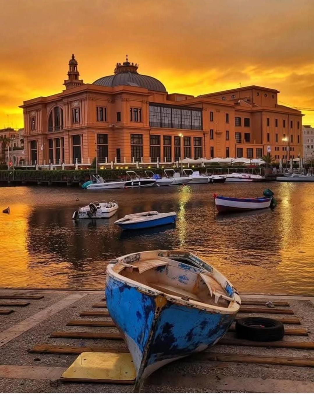 Casa Aurora Apartment Bari Exterior foto